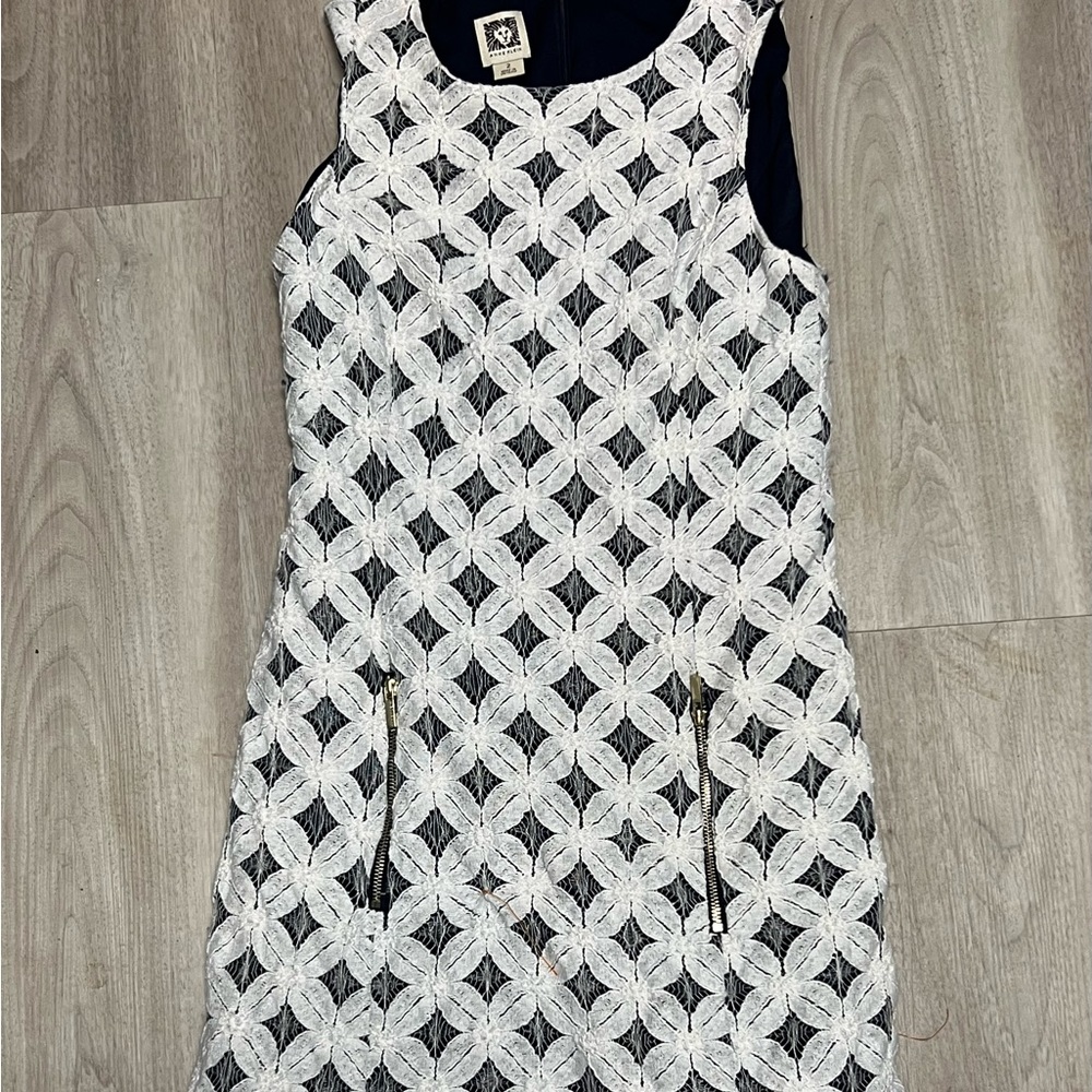 Anne Klein dress with pockets, size 2